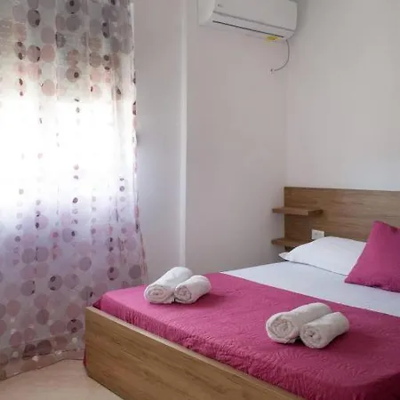 Lungomare Beach Blue Sky Vlora Vlore Exterior photo